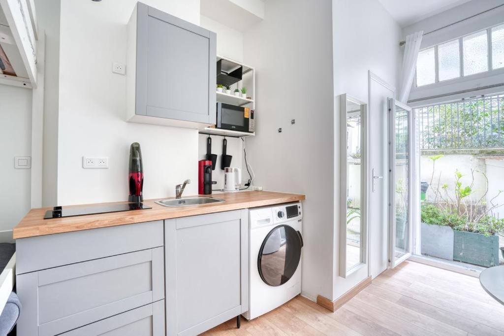 Le Champs Elysees Appartement